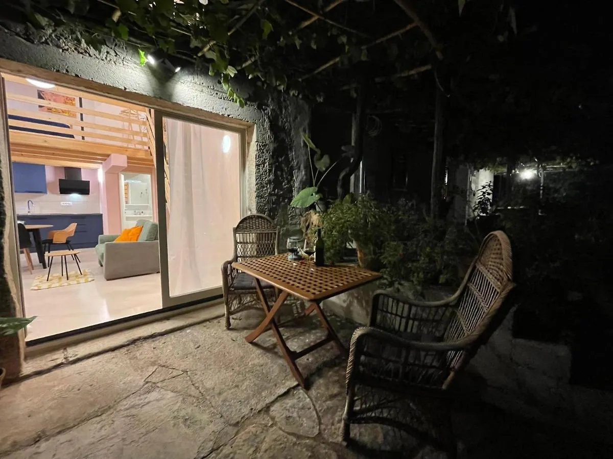 Stella Marina Deluxe Apartment ポレッチ